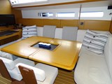 Jeanneau-Sun-Odyssey-509-saloon-port.JPG